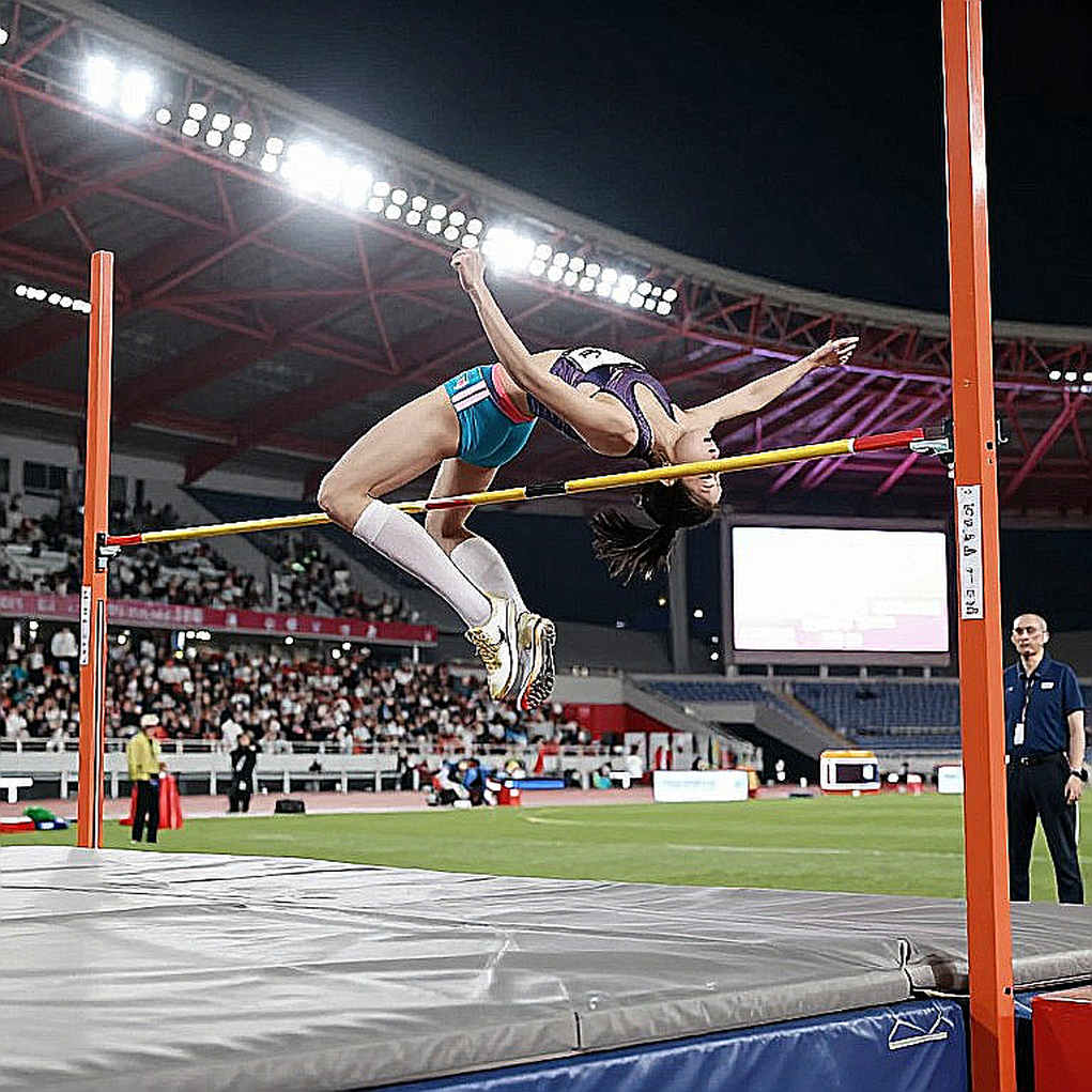 Amy Hunt bứt phá 22.16 giây ở cự ly 200m Diamond League: Bước ngoặt mới cho điền kinh Anh sau 4 vàng châu Âu